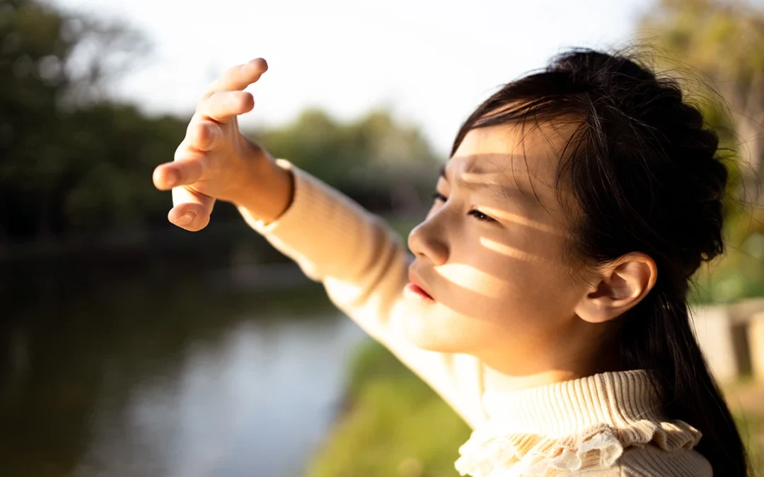 How to Deal with Dry Eyes & Light Sensitivity